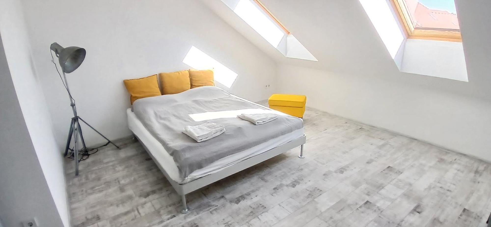 8X8 Tetoter Apartman แซแก็ด ภายนอก รูปภาพ