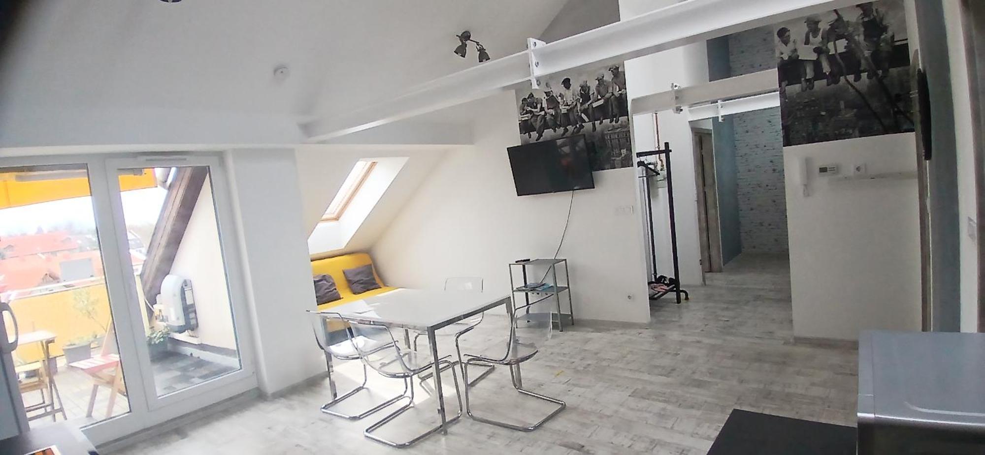 8X8 Tetoter Apartman แซแก็ด ภายนอก รูปภาพ
